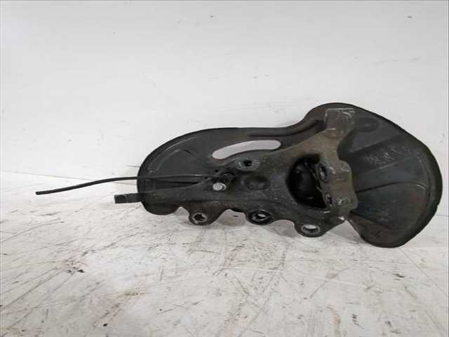 Foto 2ª: Mangueta Delantera Derecha Mercedes Clase C 160 CLK 240 209.361) 170CV [M 112.912] (2002)