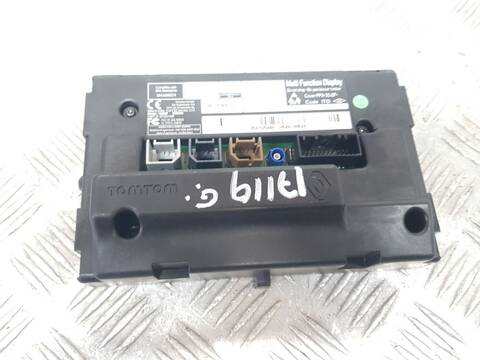 Foto 2ª: Sistema GPS Renault Captur 1.2 TCE 120 120CV 88KW [H5F412] (2018)