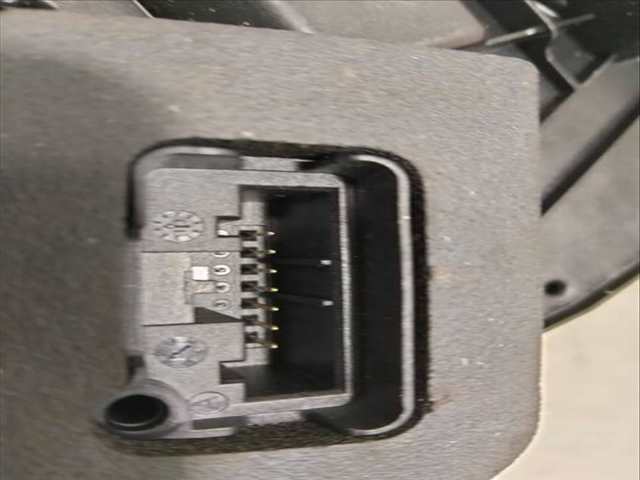 Foto 2ª: Cerradura Puerta Trasera Izquierda Volkswagen Golf 1.6 TDI DPF 105CV (2008)