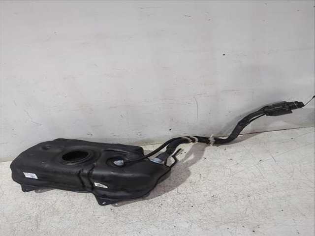 Deposito de Combustible Toyota Yaris 1.5 NSP131_) 112CV