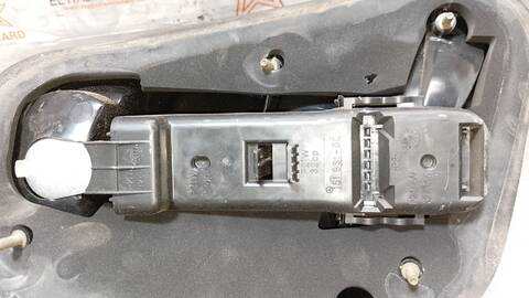 Foto 4ª: Piloto Trasero Derecho Mercedes Clase C 160 C 220 CDI 203.706) COUPE 143CV 105KW [OM611962] (2003)