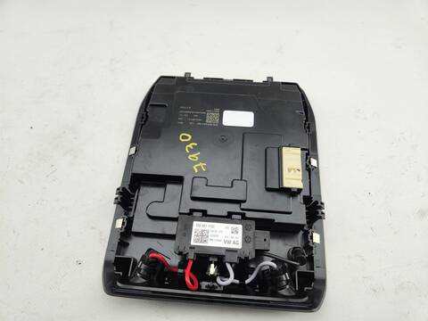 Foto 2ª: Luz Interior Volkswagen Golf STYLE 115CV [DXDE] (2024)
