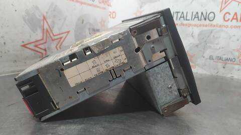 Foto 4ª: Sistema Audio Radio CD Volkswagen Golf BASICO BERLINA 116CV 85KW [AUY] (2003)