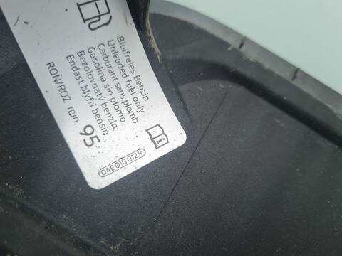 Foto 4ª: Tapa Exterior Combustible Volkswagen Golf SPORT 131CV 96KW [DPBA] (2020)