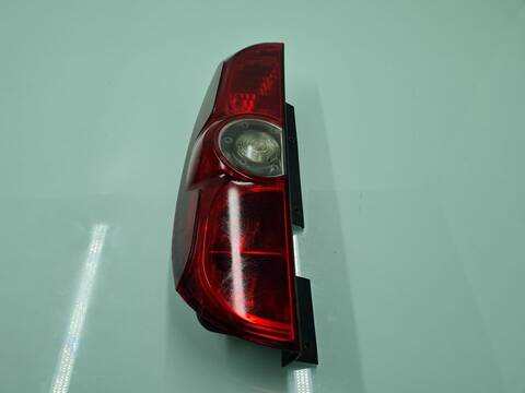 Piloto Trasero Izquierdo Fiat Doblo DYNAMIC 90CV 66KW