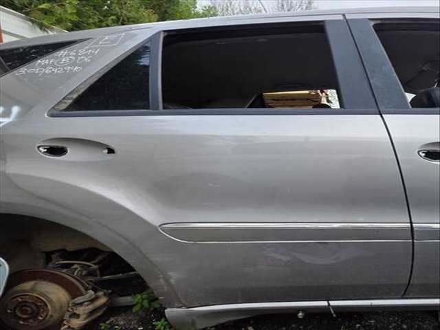Puerta Trasera Derecha Mercedes Clase ML 230 OM642940 AUT.