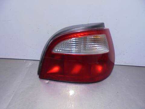 Piloto Trasero Derecho Renault Megane 1.4 16V BERLINA 95CV 70KW I FASE 2 BERLINA BA0)