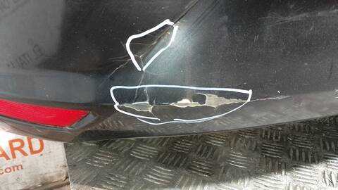 Foto 3ª: Paragolpes Trasero Seat Leon ERENCE 105CV 77KW [CLH] (2013)