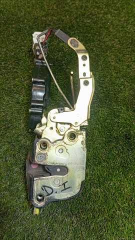 Cerradura Puerta Delantera Izquierda Toyota 4 Runner 3.0 T DIESEL