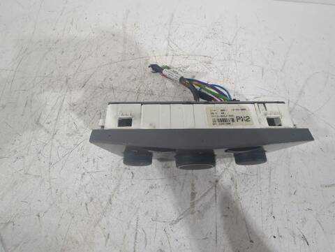 Foto 2ª: Mando Climatizador Opel Astra 1.7 CDTI L48) 100CV [Z 17 DTH] (2004)