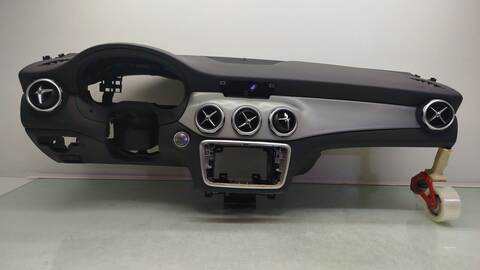 Salpicadero Mercedes Clase G 230 GLA 200 CDI - D 156.908) 136CV 100KW