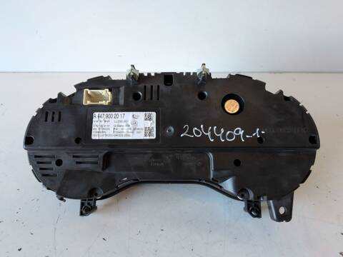 Foto 2ª: Cuadro de Instrumentos Mercedes Vito R9N402 (2021)