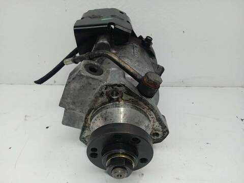 Foto 3ª: Bomba Inyeccion Ford Focus TREND BERLINA 116CV 85KW [F9DA] (2001)