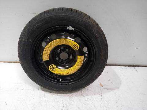 Foto 3ª: Neumatico Volkswagen Polo ADVANCE BLUEMOTION 90CV [CUSB] (2014)