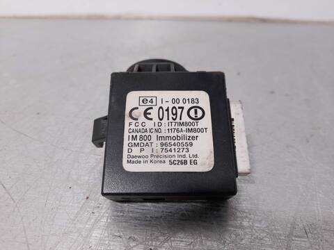 Foto 3ª: Centralita Inmovilizador Chevrolet Kalos 1.4 SE 83CV 61KW [F14S3-G] (2005)