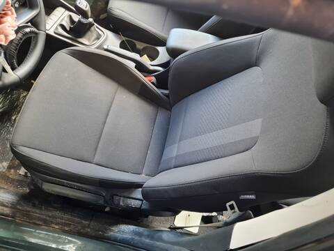 Asientos Traseros Hyundai i20 ESSENCE 84CV 62KW