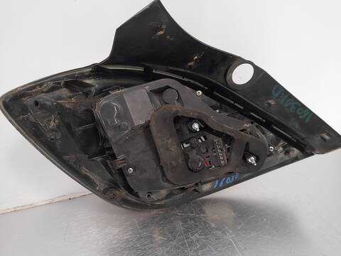 Foto 3ª: Piloto Trasero Derecho Opel Astra COSMO 116CV 85KW [Z16XER] (2008)