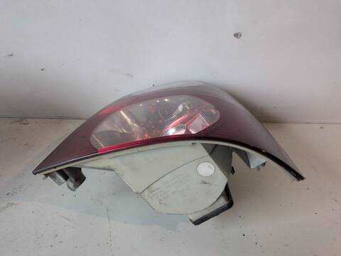 Foto 2ª: Piloto Trasero Derecho Volkswagen Touran BLS (2009)