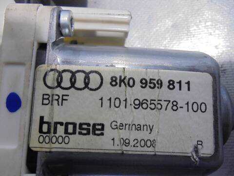 Foto 3ª: Elevalunas Eléctrico Trasero Izquierdo Audi A4 BASICO AVANT 143CV 105KW [CAG] (2008)