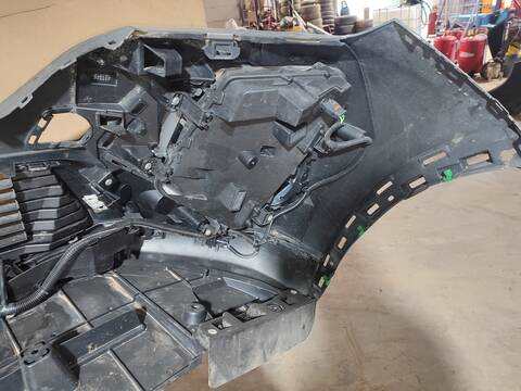 Foto 3ª: Paragolpes Delantero Peugeot 2008 VERSION INDEFINIDA (2019)