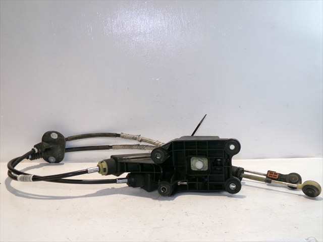Foto 3ª: Palanca de Cambio Ford Focus 1.6 TDCI 2011-2014 [T3DB] (2011)