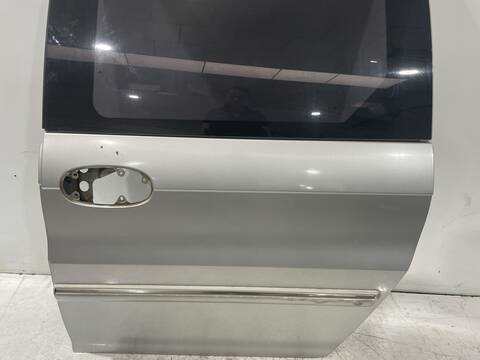 Foto 2ª: Puerta Lateral Corredera Izquierda Kia Carnival 2.9 CRDI LX 144CV 106KW [J3] (2004)