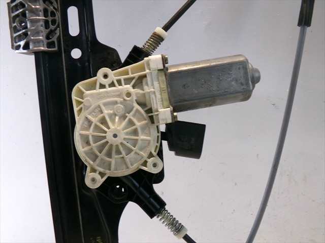 Foto 3ª: Elevalunas Eléctrico Delantero Derecho Bmw Serie 5 525 2.5 D E60 2004-2010 [256D2] (2005)