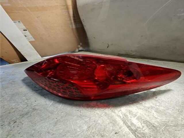 Foto 2ª: Piloto Trasero Derecho Peugeot 207 1.4 URBAN [1.4 LTR. - 50 KW HDI] [8HZ / DV4]