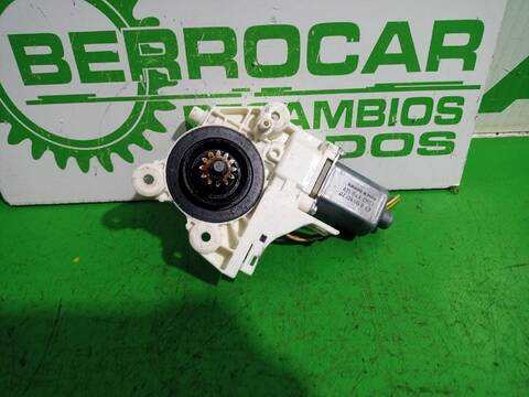 Foto 3ª: Elevalunas Eléctrico Delantero Izquierdo Ford Focus 1.6 16V CAT 101CV [HWDA] (2004)