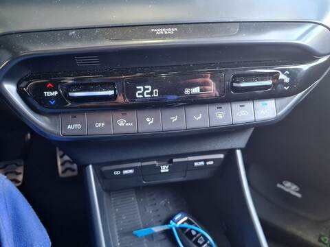 Foto 2ª: Mando Climatizador Hyundai i20 N 204CV 150KW [G4FV] (2023)