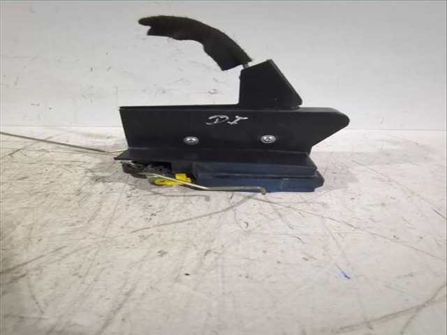 Foto 2ª: Cerradura Puerta Delantera Izquierda Dacia Sandero 1.5 DCI 90CV [K9K 612 K9K 626] (2012)