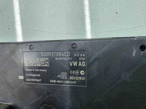Foto 3ª: Centralita Motor ECU Seat Leon ERENCE 110CV 81KW [CYVB] (2017)