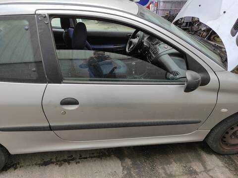 Puerta Delantera Derecha Peugeot 206 KFW
