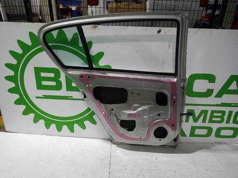 Foto 2ª: Puerta Trasera Izquierda Opel Astra ESSENTIA 90CV [Z14XEP] (2004)