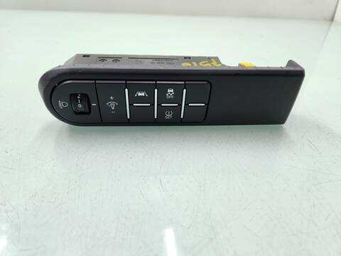 Foto 3ª: Mando Multifuncion Kia Xceed DRIVE 160CV 118KW [G4LK] (2022)