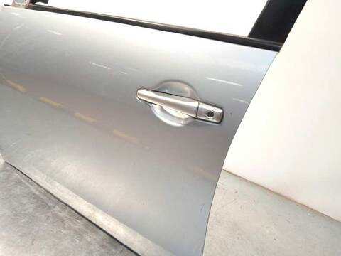 Foto 2ª: Puerta Delantera Izquierda Mitsubishi Grandis 2.0 DI-D CAT 136CV 100KW [BSY] (2009)