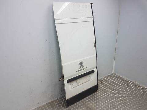 Foto 3ª: Puerta Trasera Izquierda Peugeot Boxer 335 L1H2 PRO BLUEHDI 140 STARTSTOP (1994)