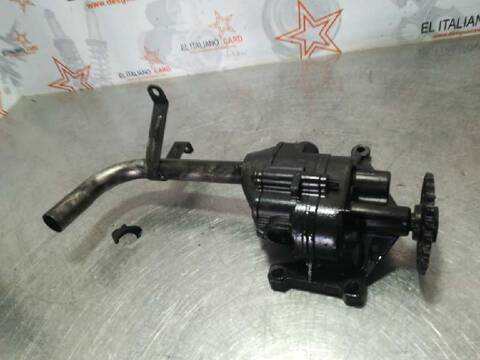 Foto 3ª: Bomba de Aceite Mercedes Clase C 160 2.7 CDI 20V CAT BERLINA 170CV 125KW (2000)