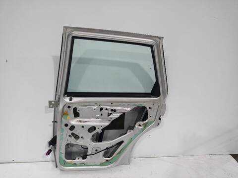 Foto 2ª: Puerta Trasera Derecha Seat Ibiza STELLA 60CV [AKK] (1999)