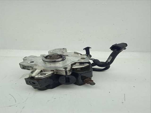 Foto 3ª: Bomba Inyeccion Kia Carens ACTIVE 140CV 103KW [D4EA] (2007)