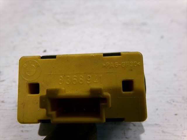 Foto 4ª: Botonera Elevalunas Bmw Serie 3 316 1.6 G E36,1990-1998 [164E2] (1997)