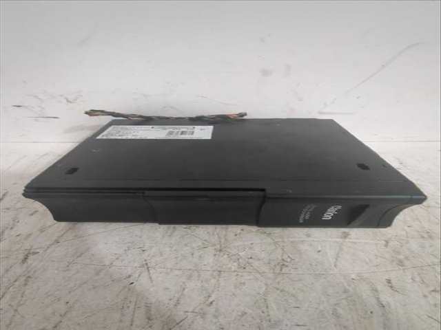 Foto 2ª: Sistema Audio Radio CD Peugeot 407 2.0 HDI 135 6DRHRH 6DRHRE 6DRHRG 6DRHRJ) 136CV [RHR (DW10BTED4)] (2004)