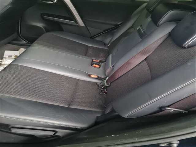 Foto 2ª: Asientos Traseros Toyota Rav4 2.0 4WD ZSA44_) 151CV 112KW [3ZR-FAE] (2017)