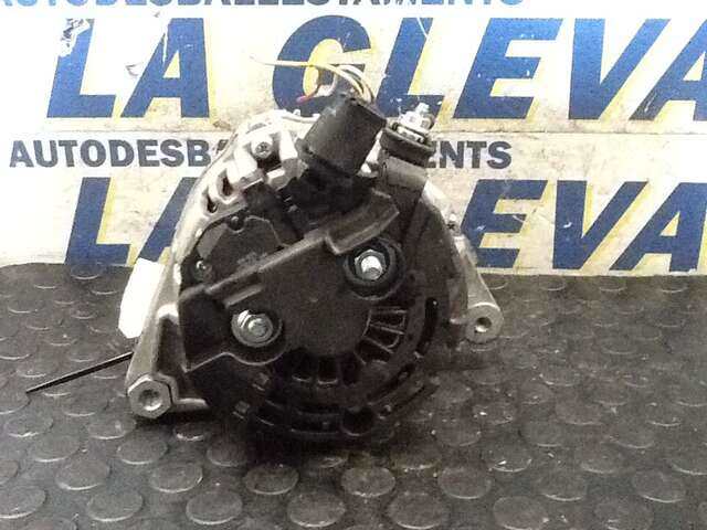 Foto 3ª: Alternador Toyota Corolla 1.4 16V [4ZZFE] (2002)