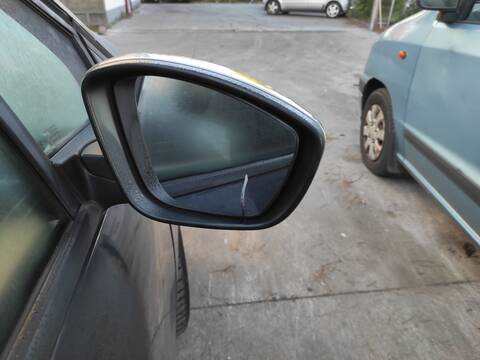 Retrovisor Derecho Peugeot 208 HM01