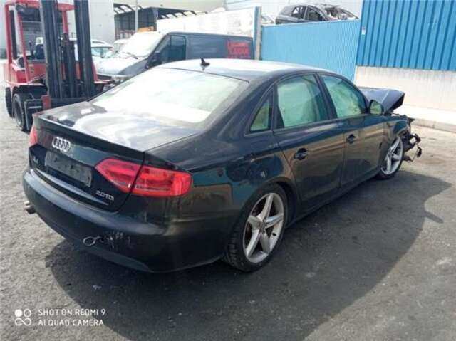 Foto 2ª: Piloto Portón Derecho Audi A4 2.0 BASIS [2.0 LTR. - 105 KW 16V TDI] [CAGA]