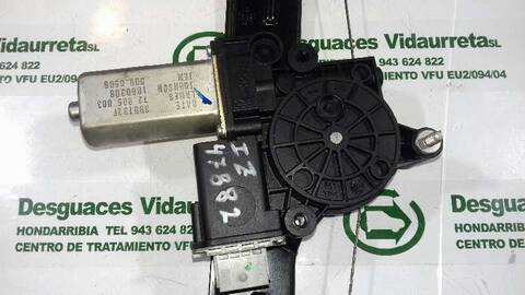 Foto 3ª: Elevalunas Eléctrico Delantero Izquierdo Fiat Bravo 1.9 JTD 16V CAT 150CV 110KW [937A5000] (2008)