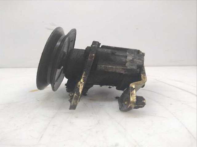 Foto 3ª: Bomba de Direccion Nissan Trade 3.0 TDIC (1996)