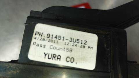 Foto 3ª: Caja Reles Fusibles Kia Sportage CONCEPT 4X2 116CV 85KW [D4FD] (2011)