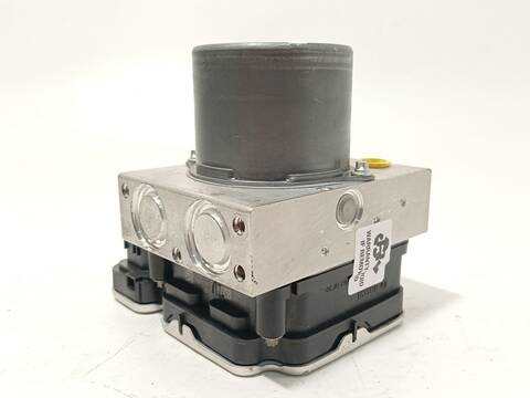 Foto 2ª: Abs Toyota Yaris 1.5 HYBRID MXPJ10) 92CV 68KW [M15A] (2023)